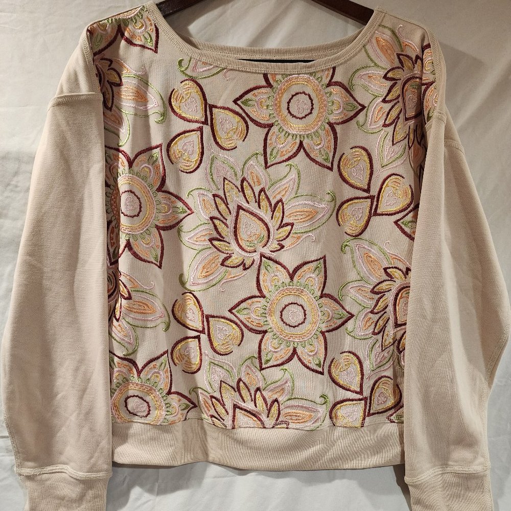 NWOT Anthropology - Tiny Embroidered Sweatshirt